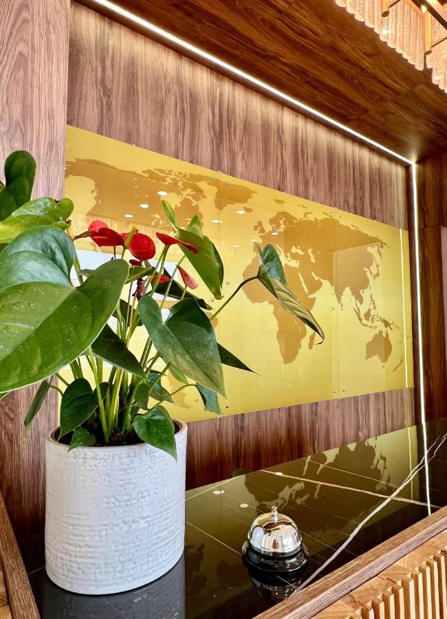 Bliss Inn Tunari Voluntari Exteriör bild