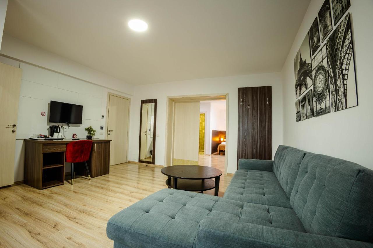 Bliss Inn Tunari Voluntari Exteriör bild