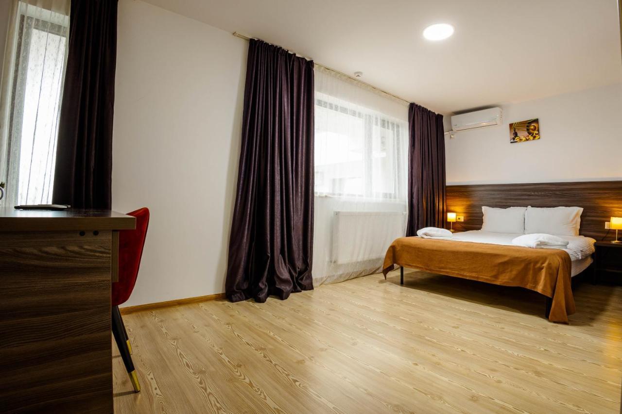 Bliss Inn Tunari Voluntari Exteriör bild