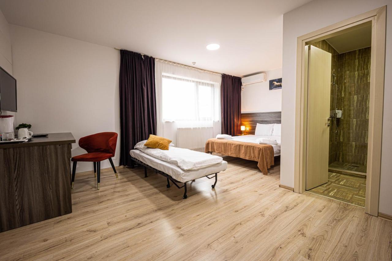 Bliss Inn Tunari Voluntari Exteriör bild