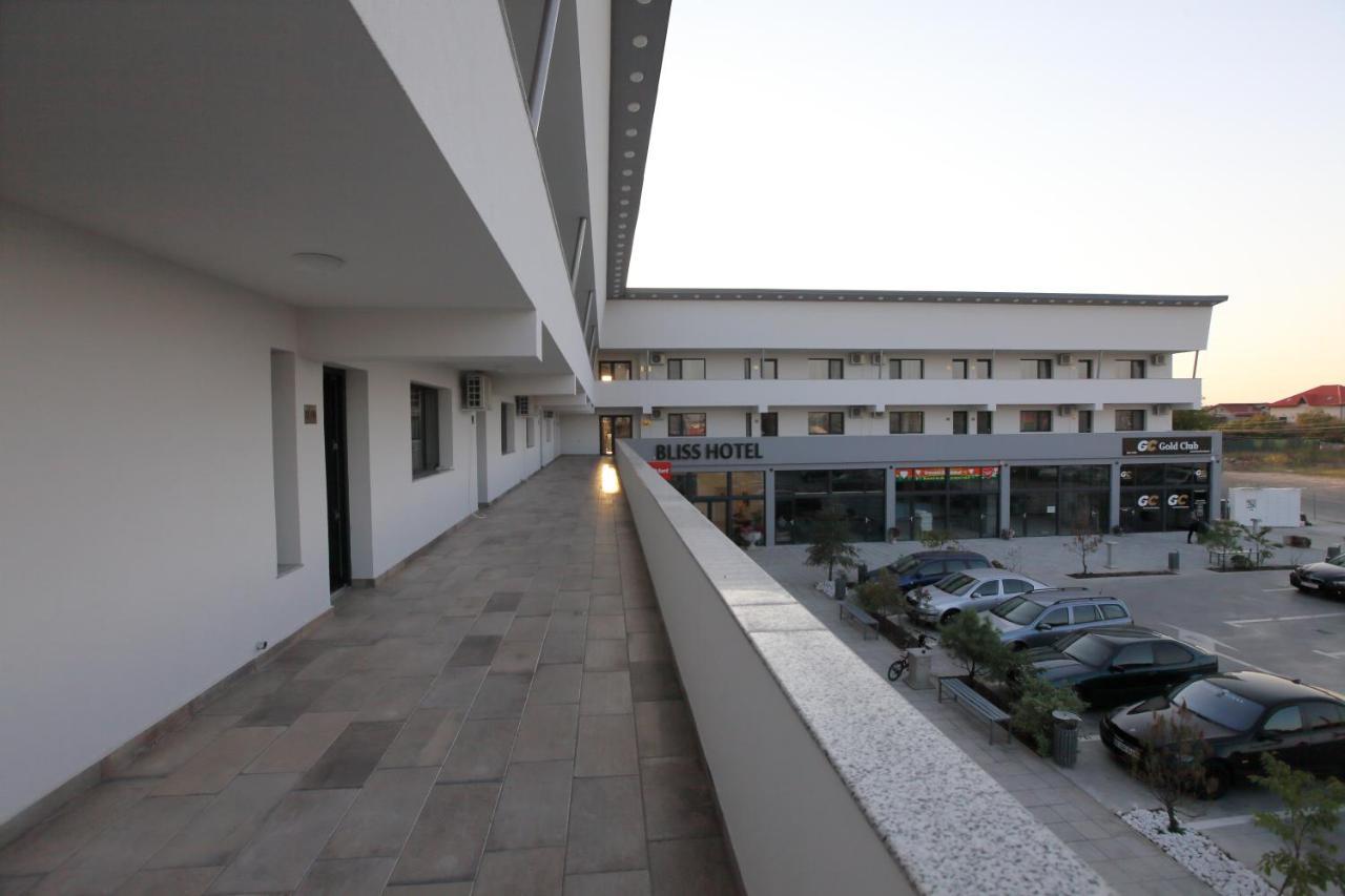 Bliss Inn Tunari Voluntari Exteriör bild